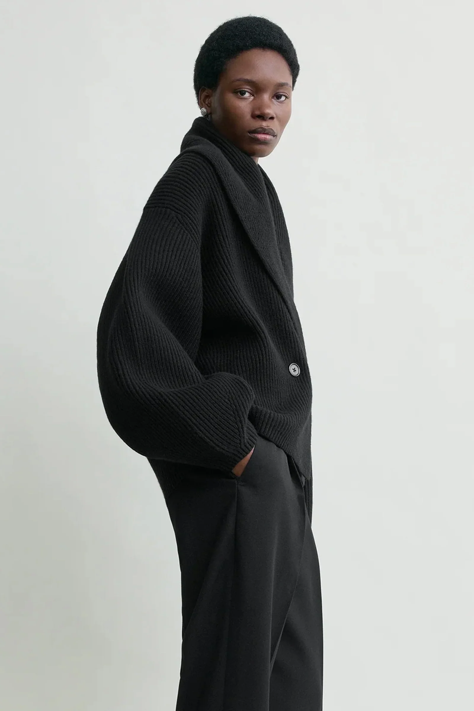 Shawl-lapel Cardigan - Image 4