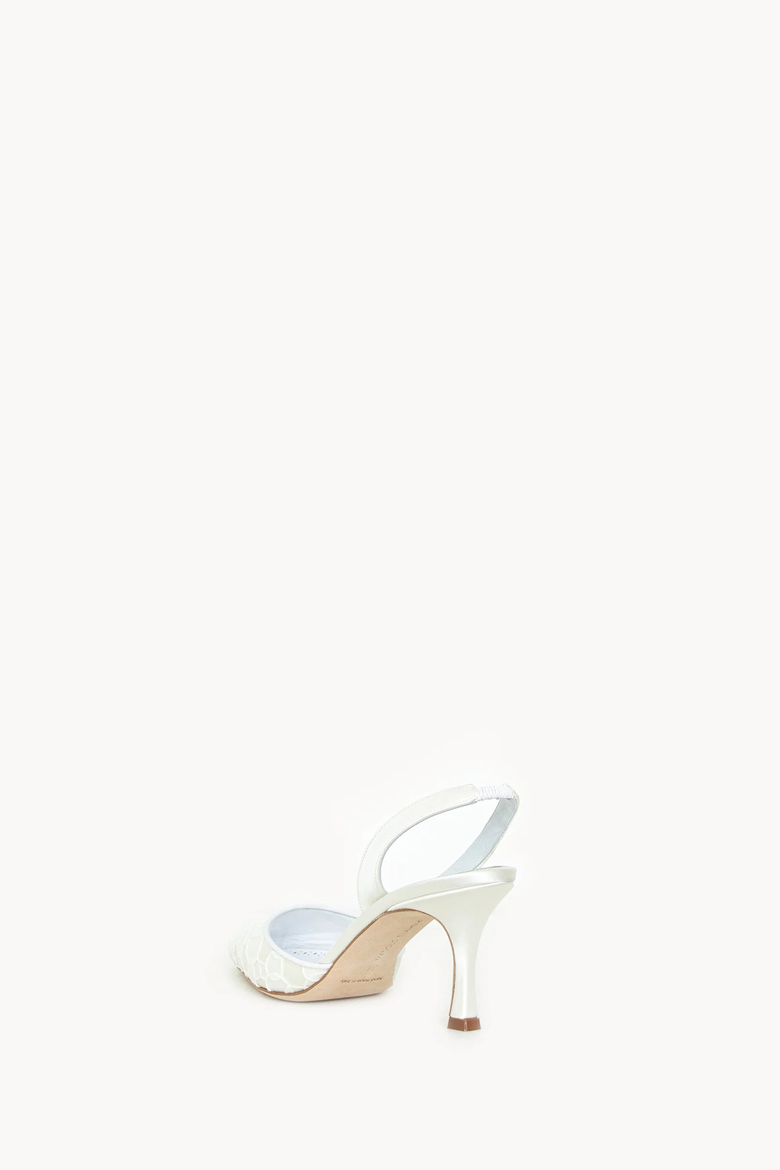 Carolyne Bride - Image 3