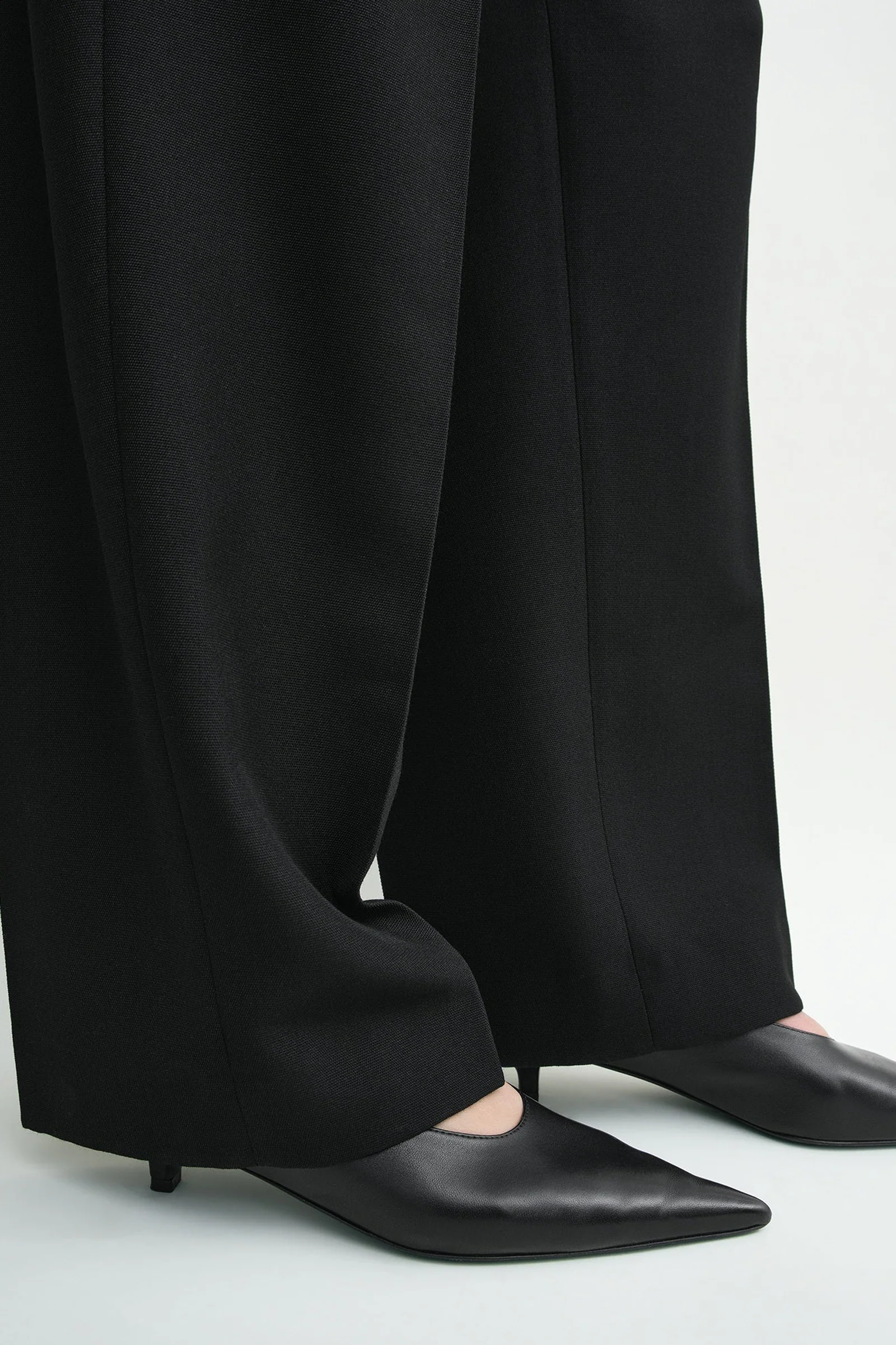 Sharp nappa kitten pumps - Image 3