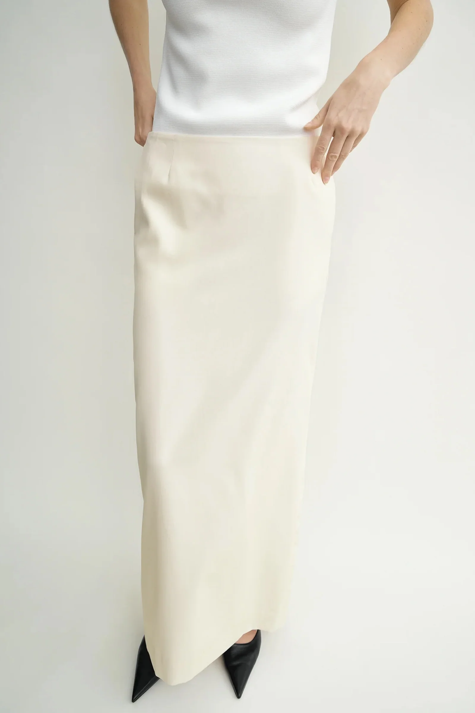 Light wool skirt - Image 4