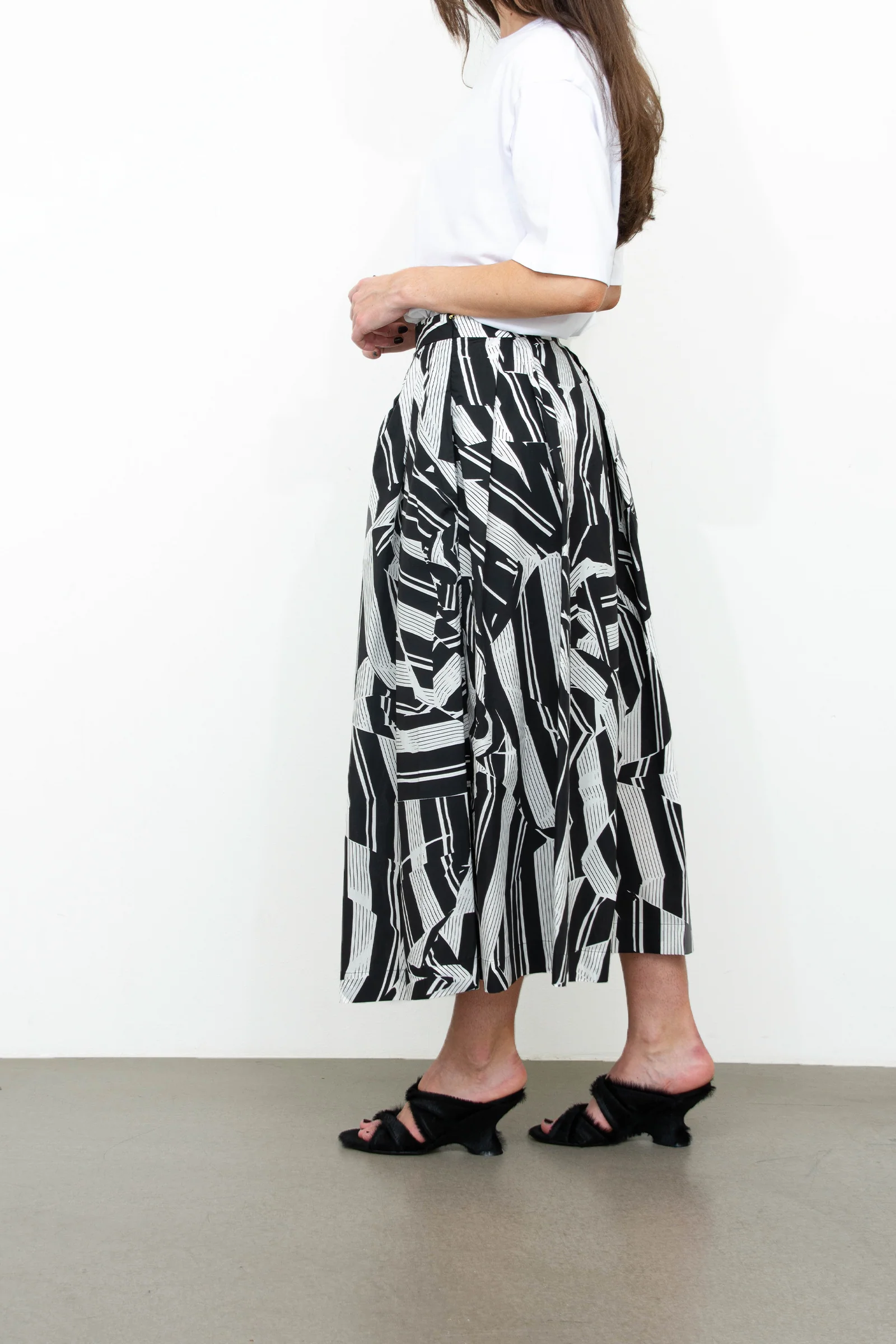 Crushed stripe skirt - Image 4