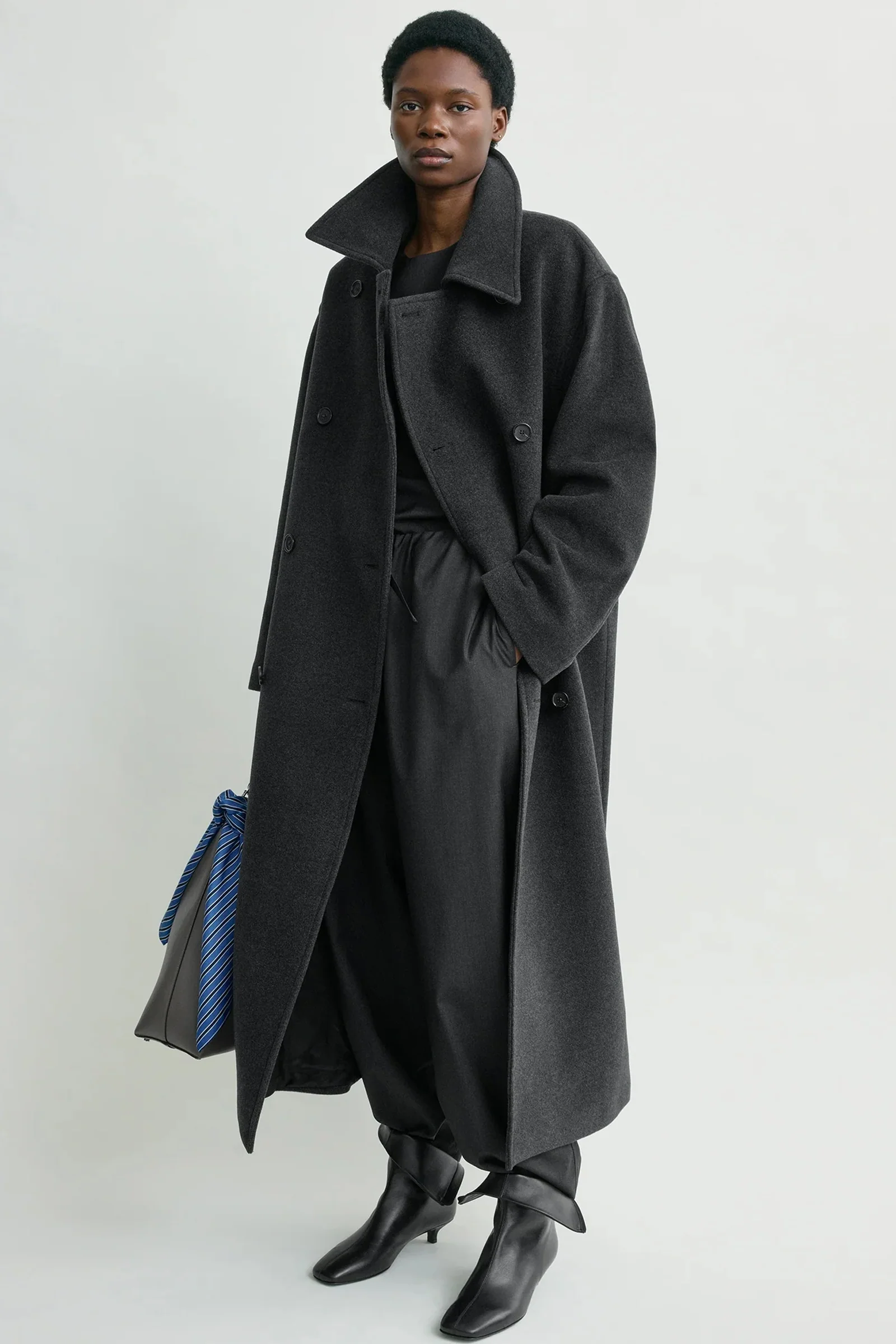 Shield coat - Image 6