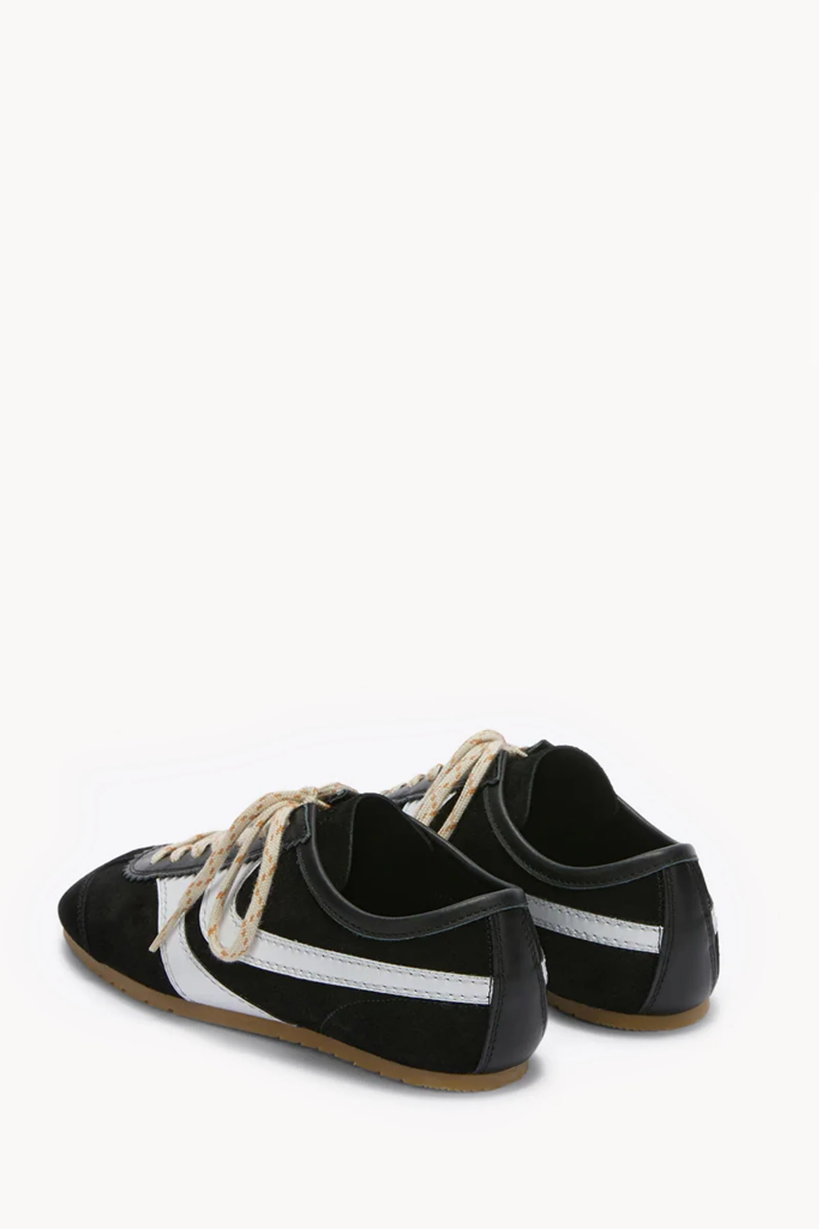 Sneakers - Image 3