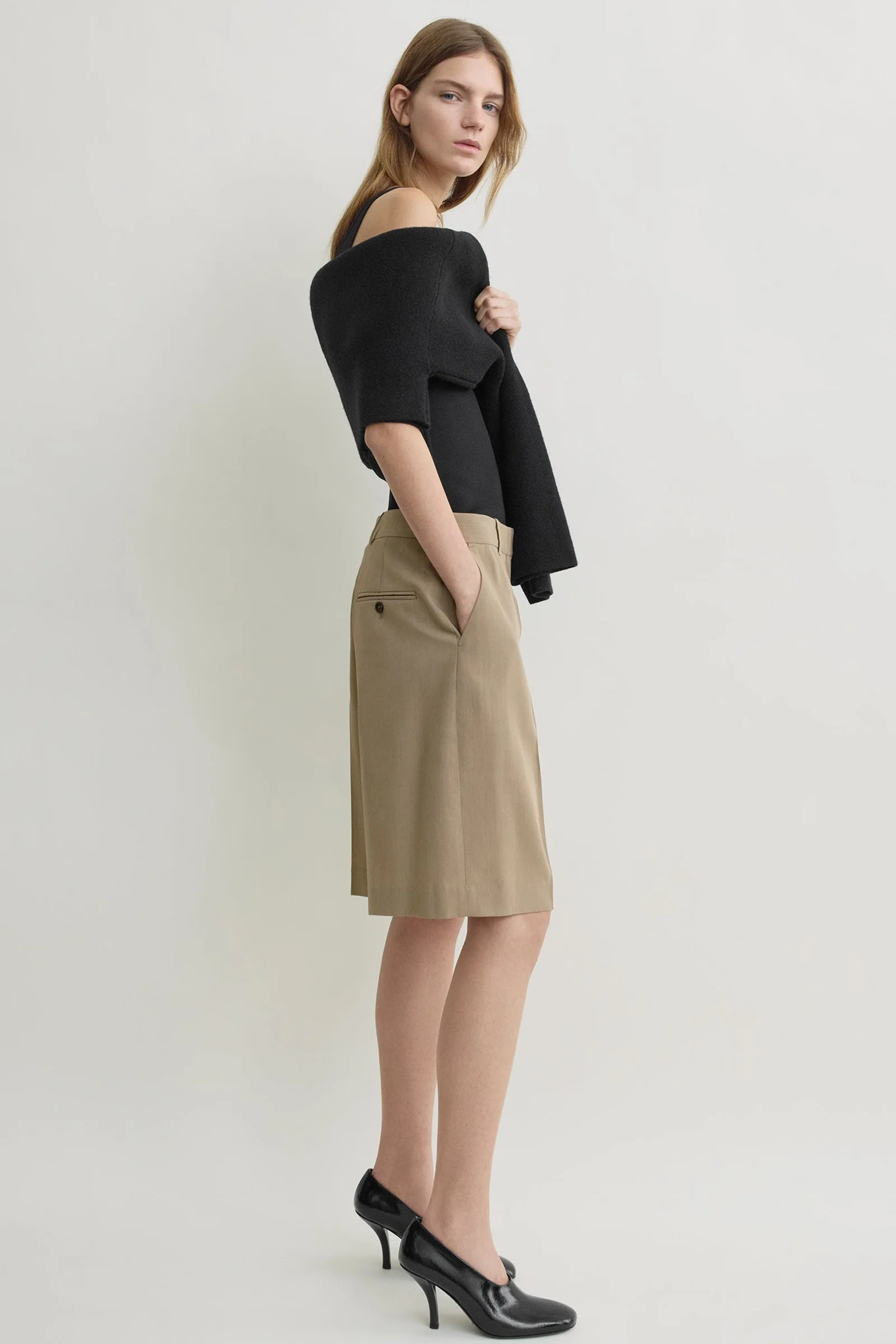Wide fluid shorts - Image 3