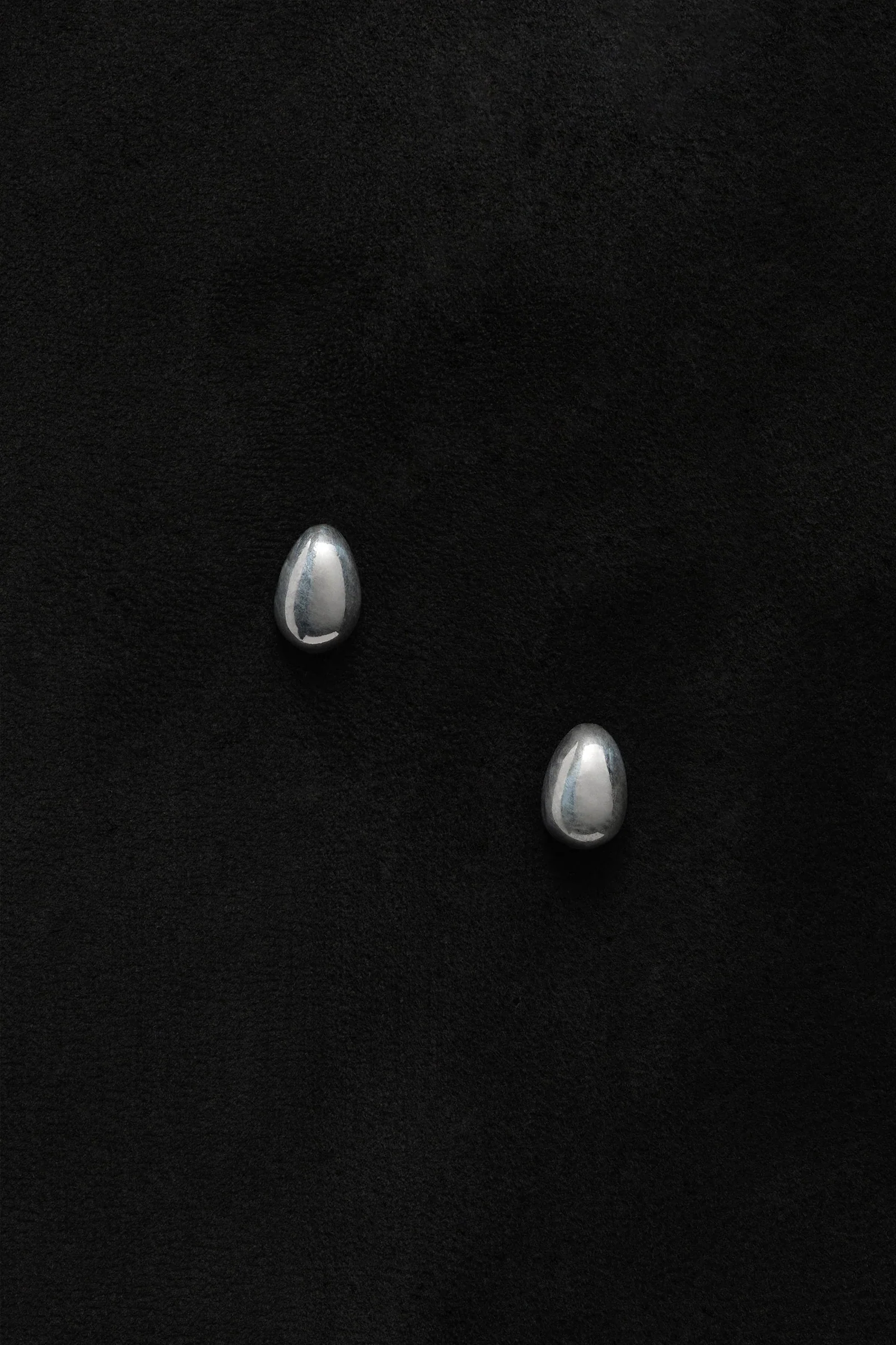 Tiny Egg Studs