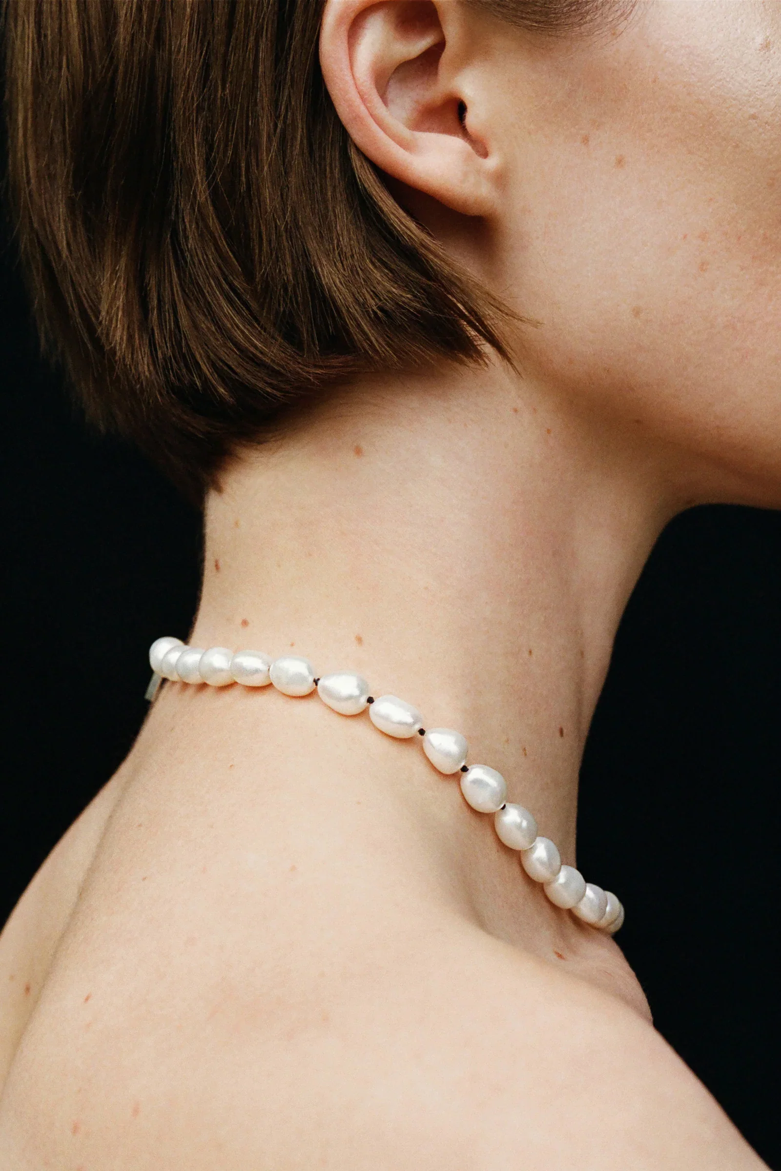 Simple Baroque Pearl Collar - Image 3