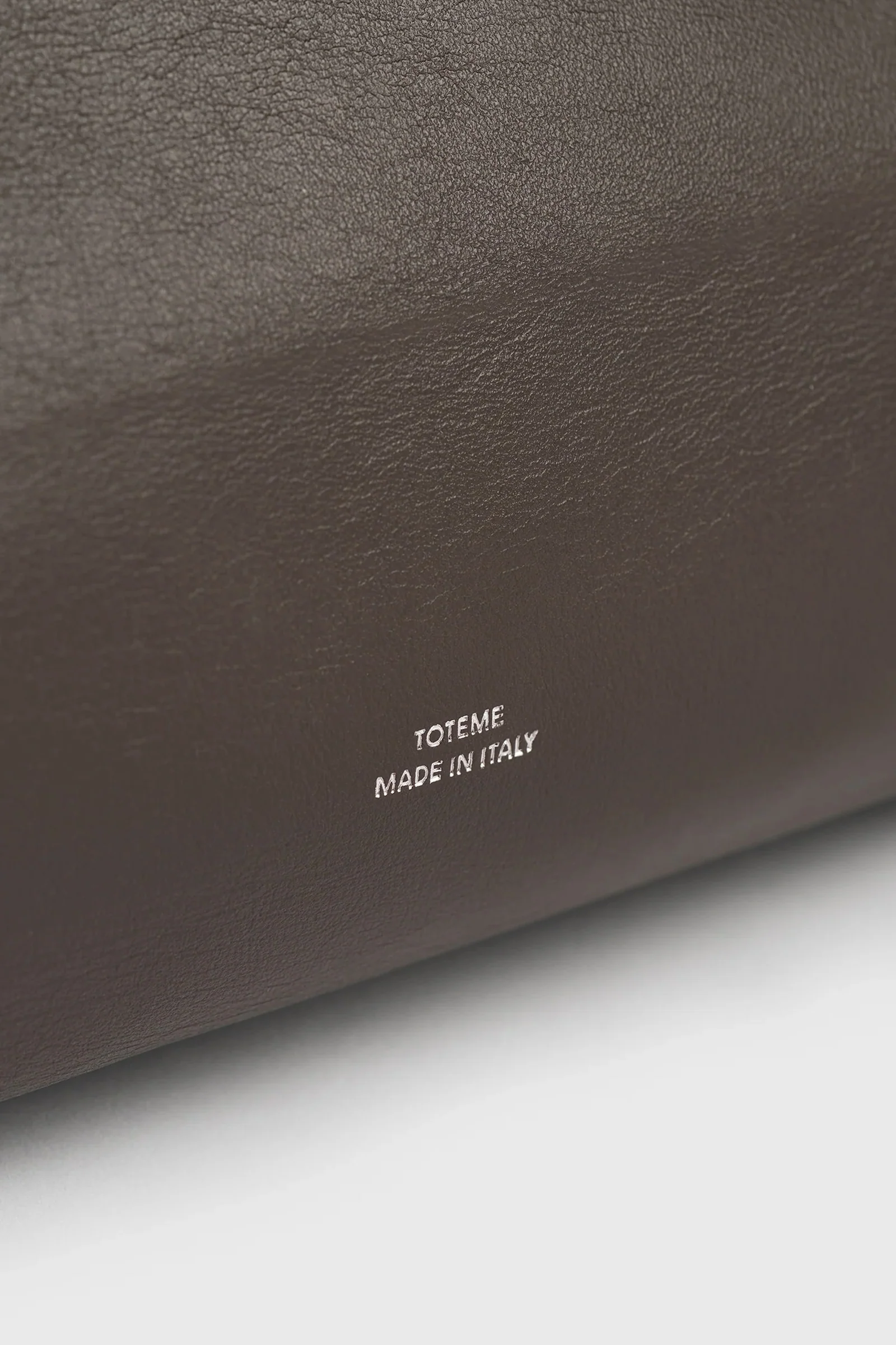Roam leather tote - Image 5