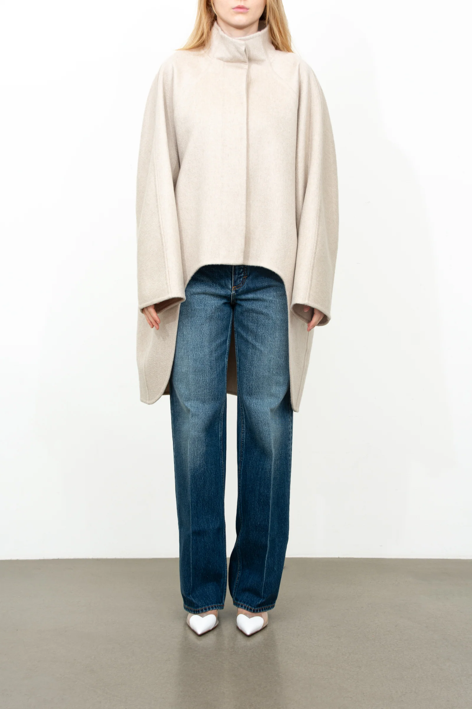 Asymmetrical coat in double face cashmere - Image 2