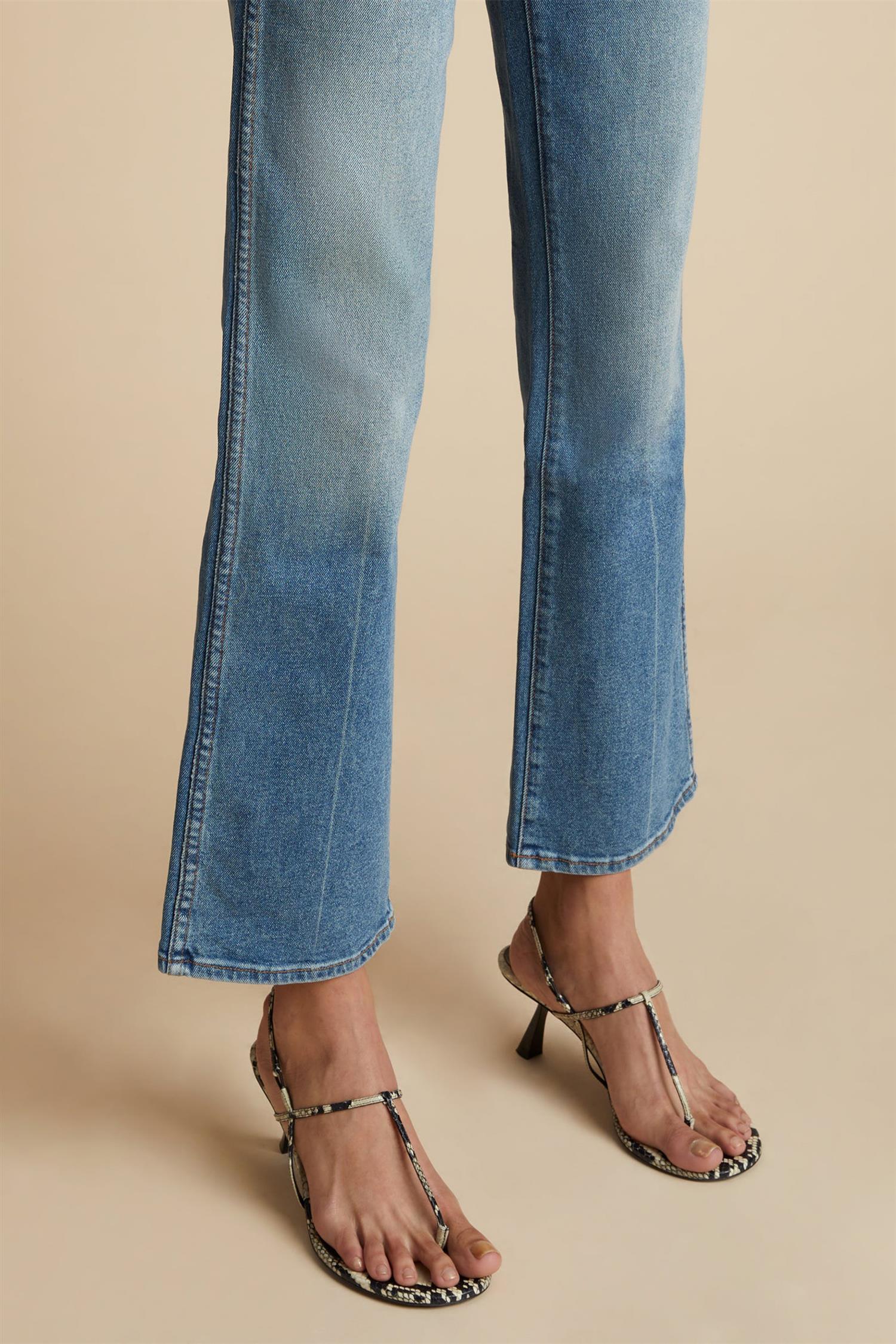 Vivian Jean Vintage Blue - Image 5