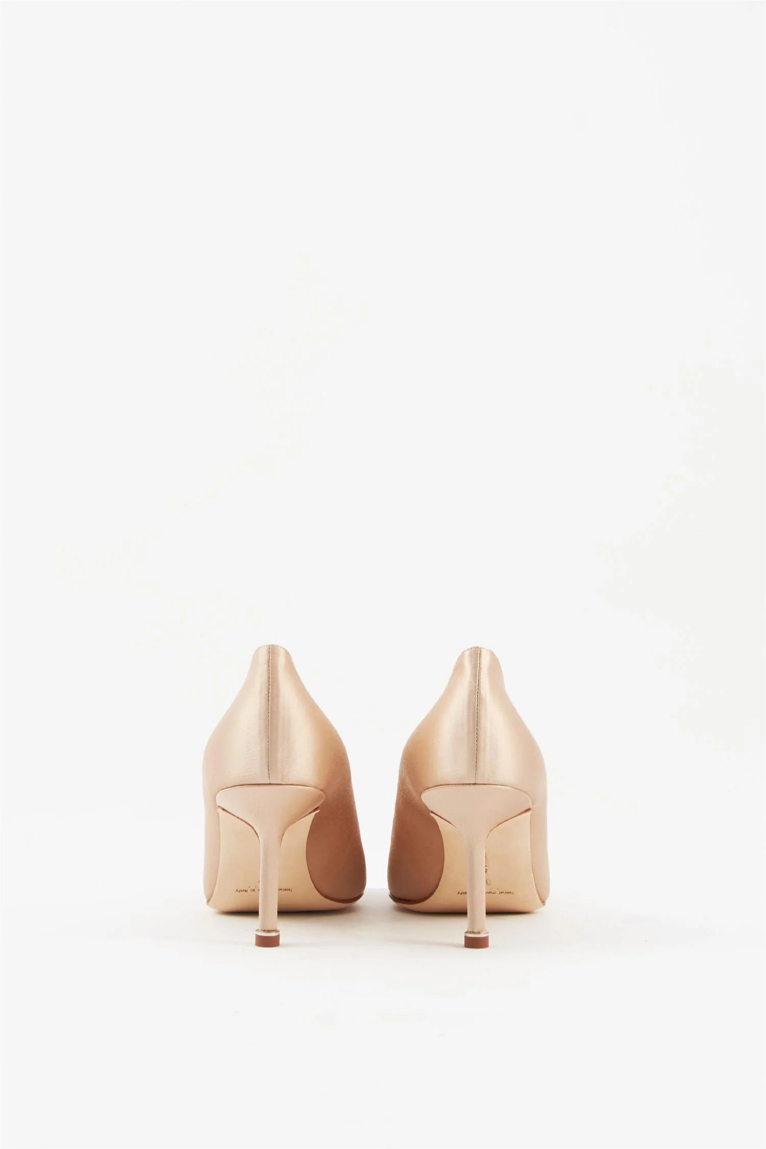 Hangisi 70 Nude - Image 4