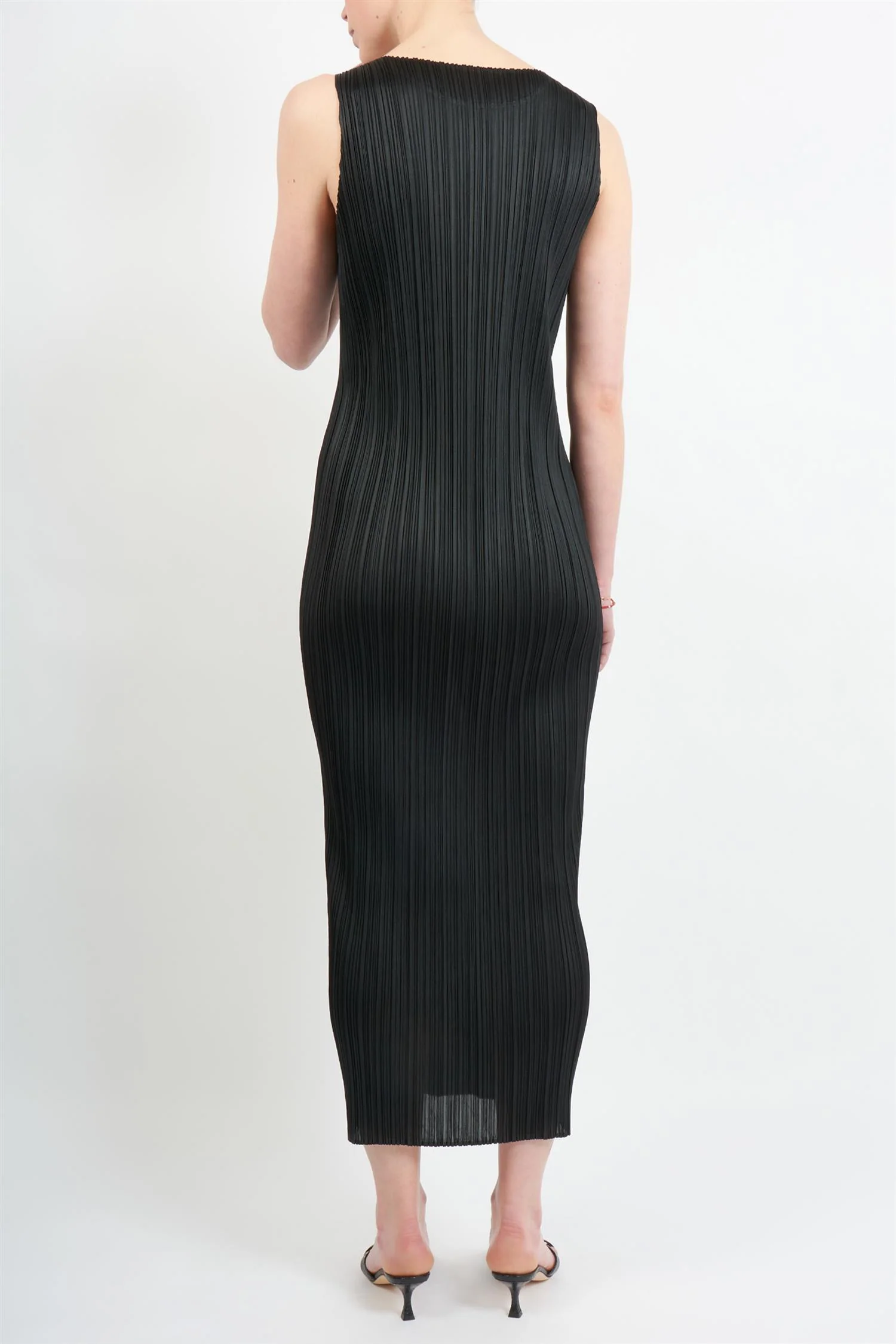 Long Sleeveless Dress - Image 4