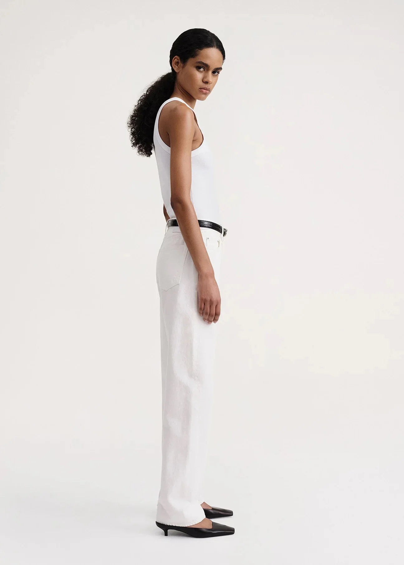 Curved rib tank white - Image 3