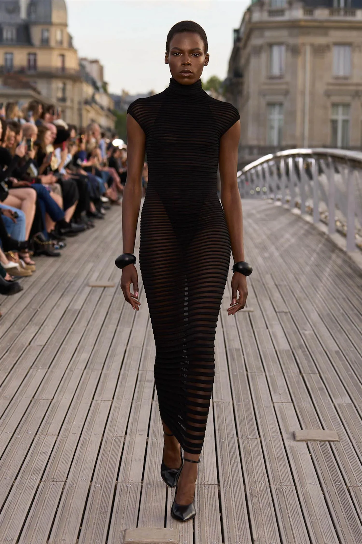 Long Dress with Contrasted Stripes - Image 2